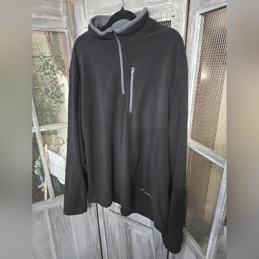 Free Country Black Fleece Pullover